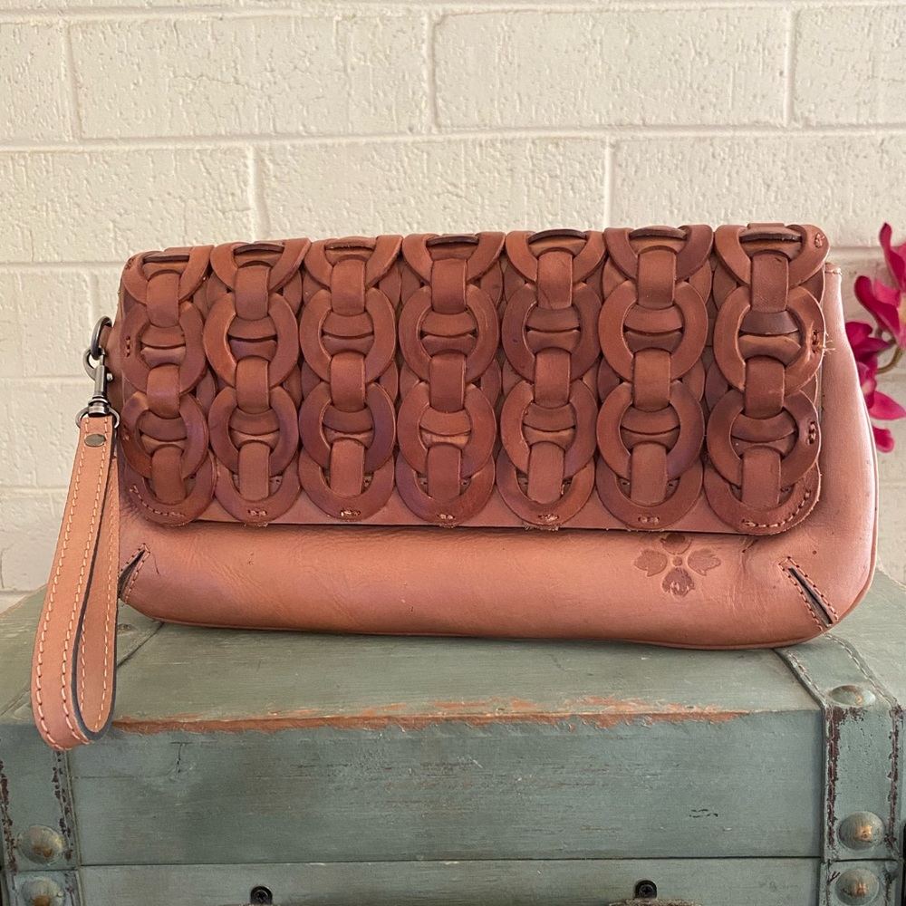 PATRICIA NASH CHAINLINK DUSTY ROSE LEATHER CLUTCH EUC